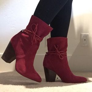 Red Urban Outfitters Boots- Size 7 (NWT)